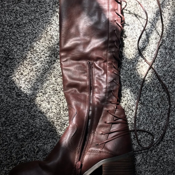 Brown knee high boots - Picture 4 of 4
